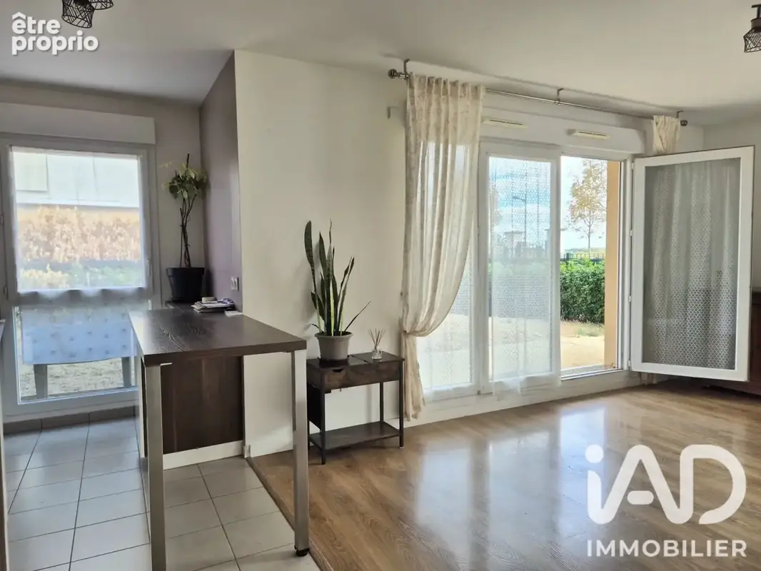 Photo 1 - Appartement à SAINT-PIERRE-DU-PERRAY