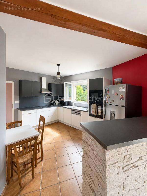 Maison 153 m² Bazincourt-sur-Epte - Grand salon lumineux et 5 chambres - photo 5
