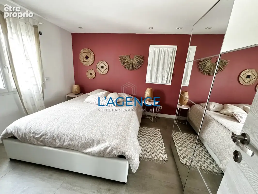 Exceptionnel à L'Ayguade à 200m de la plage superbe villa de 175m2 avec piscine - photo 10
