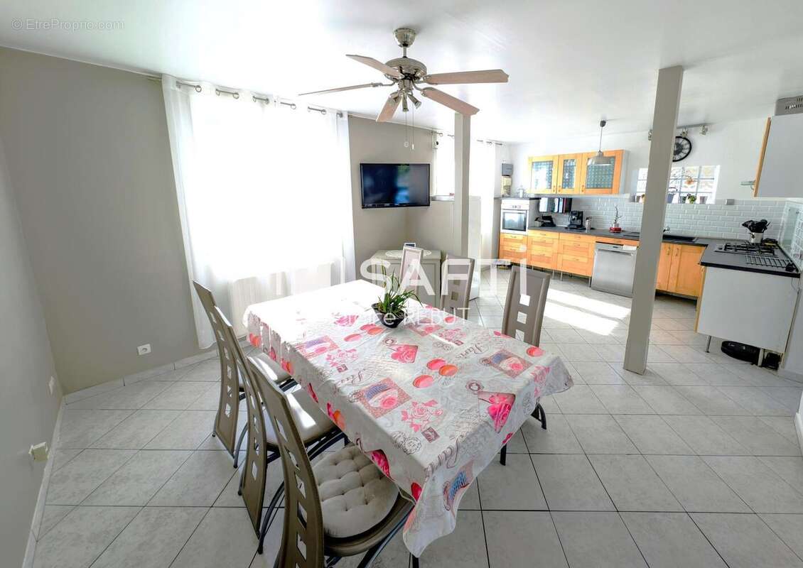 Photo 3 - Maison à LIVRY-GARGAN