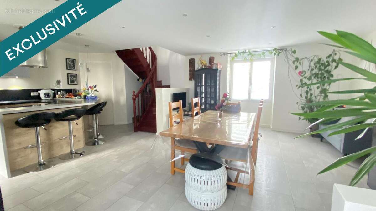 Photo 2 - Maison à PLUVIGNER