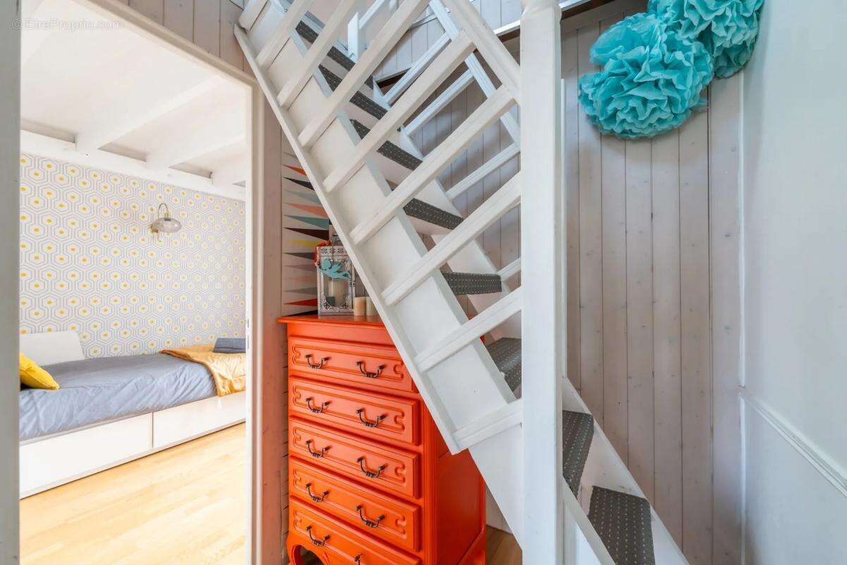 Maison à ASNIERES-SUR-SEINE