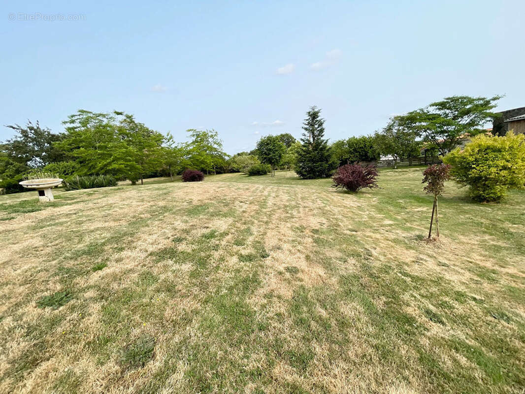 Maison à SAINT-ANDRE-DE-LA-MARCHE
