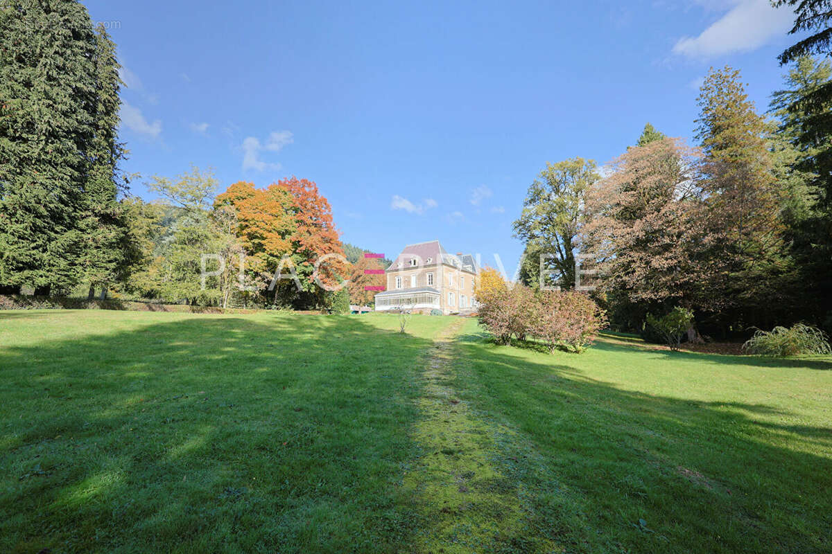 Maison à LE VAL-D&#039;AJOL