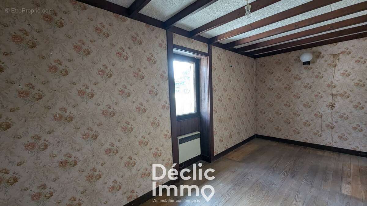 Maison à RUELLE-SUR-TOUVRE