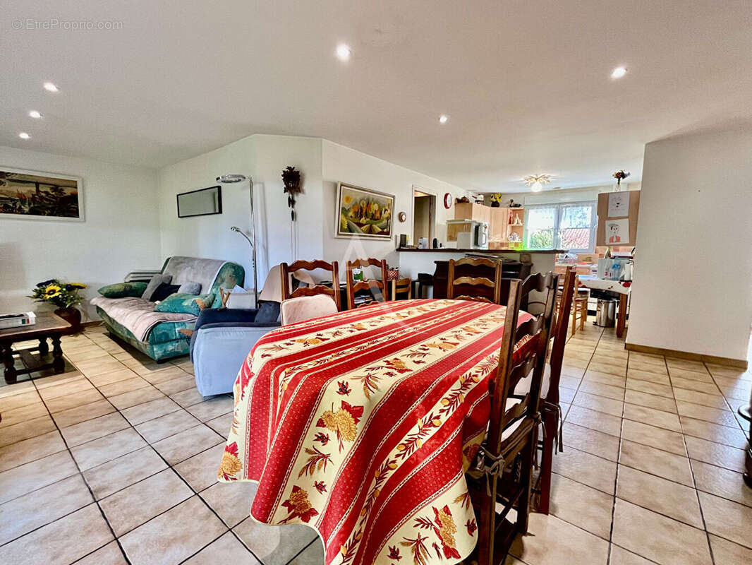 Maison 3 chambres le fenouiller val de vie - photo 6