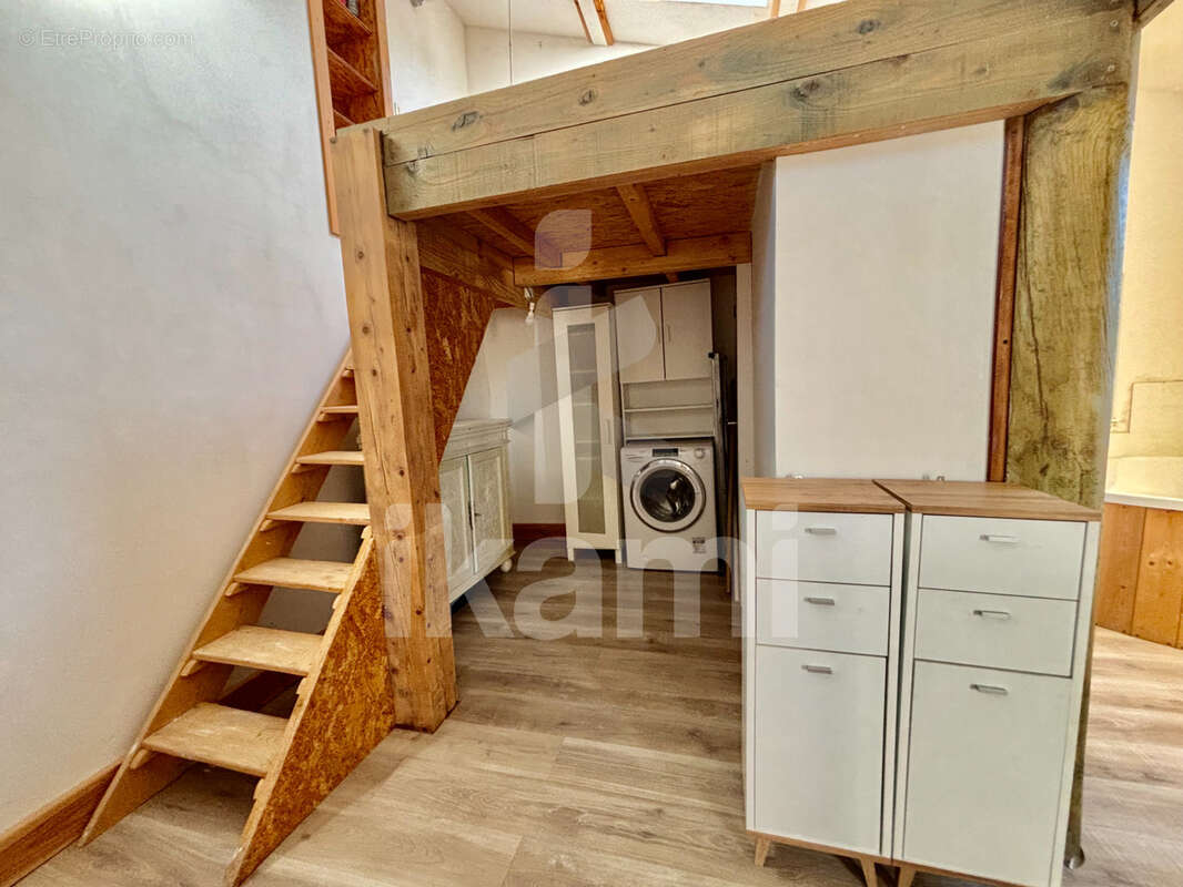 Appartement à SAINT-BAUZILLE-DE-PUTOIS