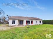 Photo 1 - Maison à CIVAUX