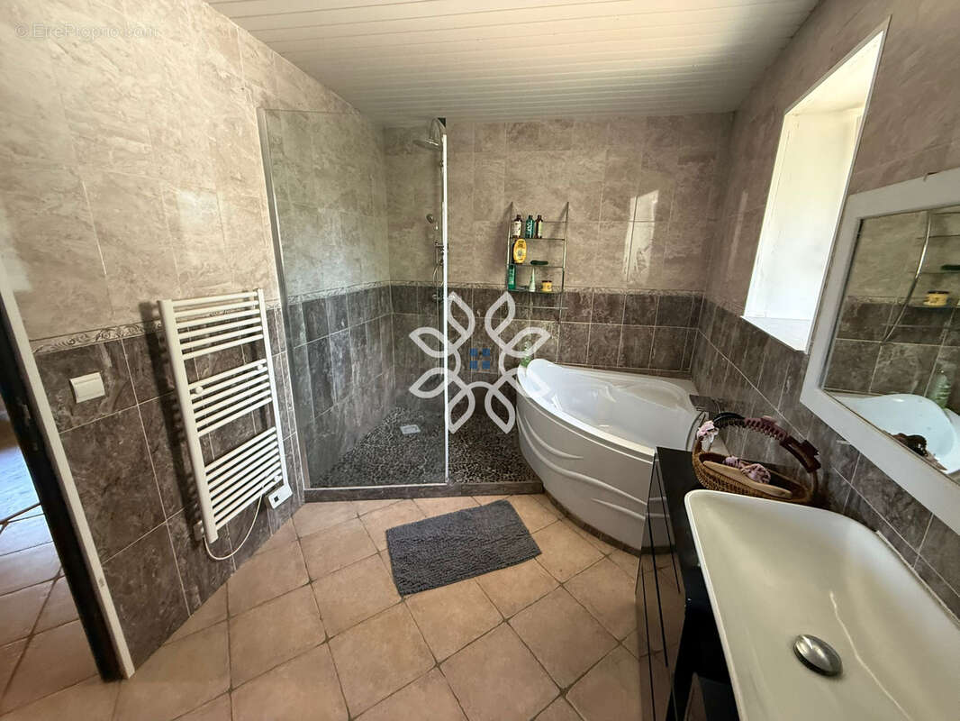 Maison 161 M2  à Chassignolles - photo 10
