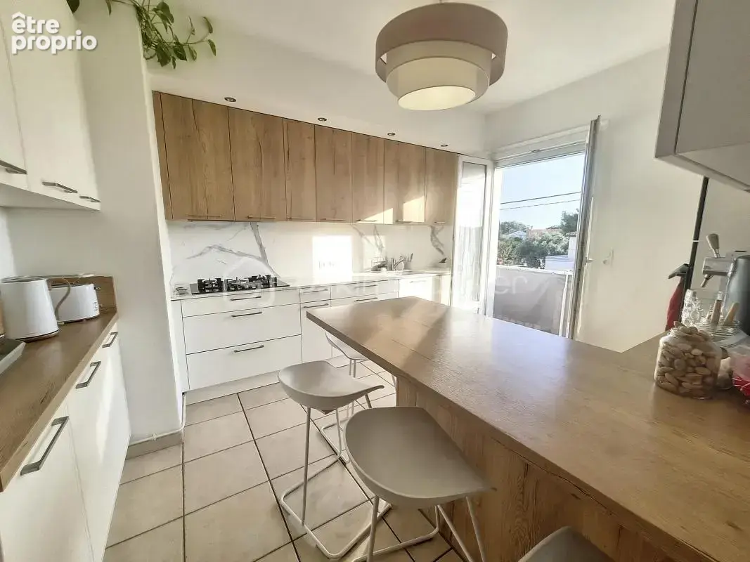 A vendre maison de ville 3 faces de 138m² sur terrain de 250m² a elne - centre ville - cinq chambres - garage exceptionnel - ver - photo 4