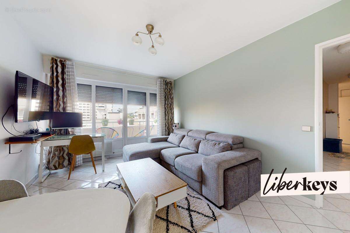 Appartement à LYON-9E