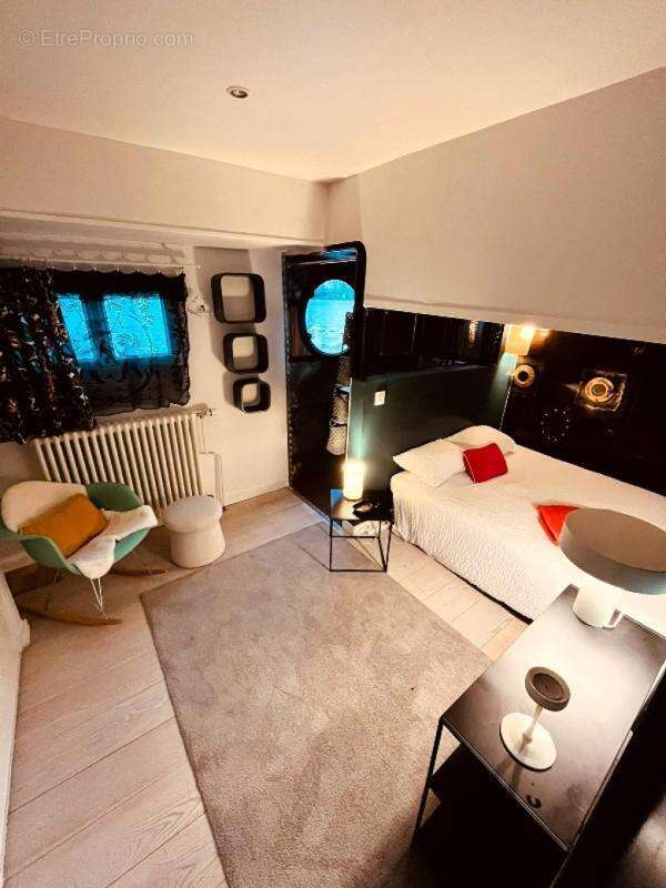 Maison 178 m² à Conflans-Sainte-Honorine  - photo 8