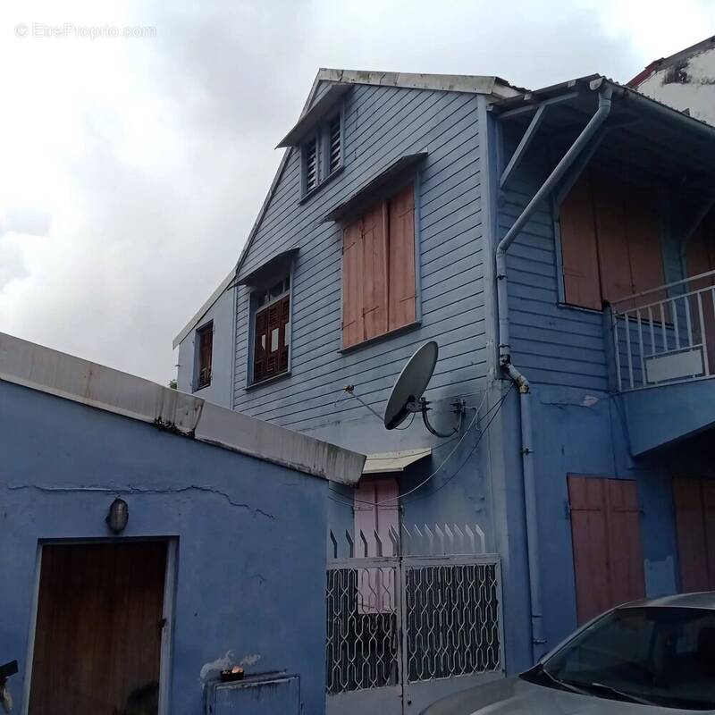 Maison à FORT-DE-FRANCE