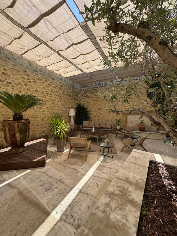 Maison à AIGUES-VIVES