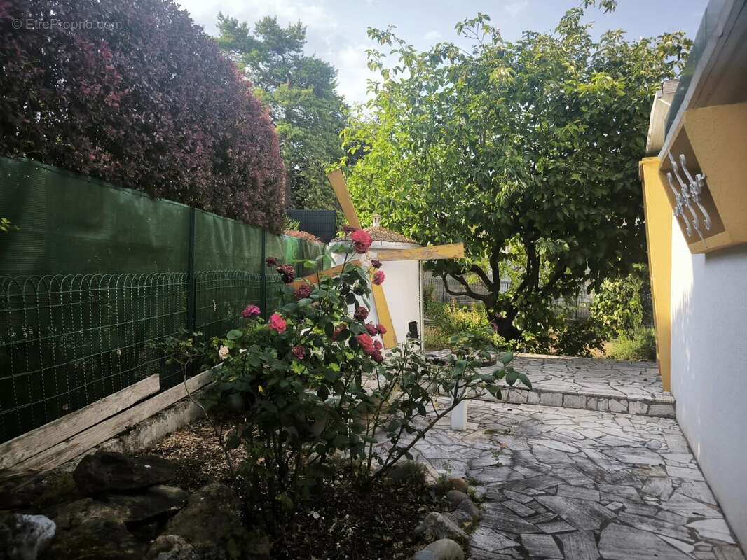 Maison à BERTRANGE