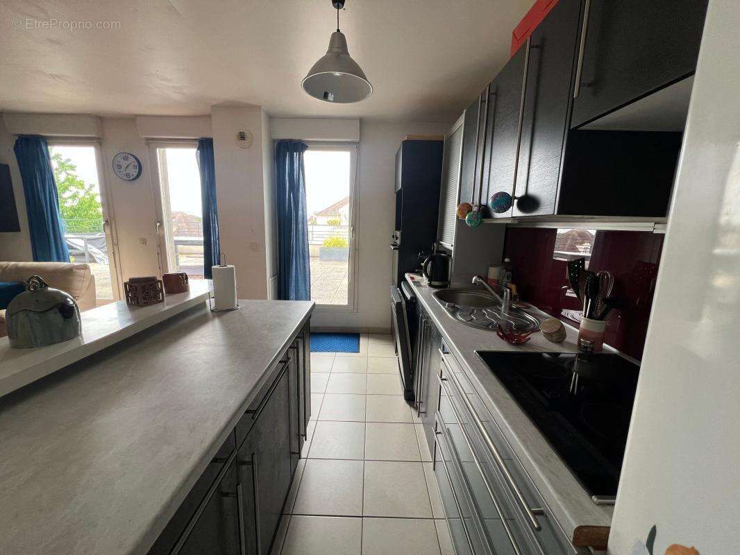 Appartement à BUSSY-SAINT-GEORGES