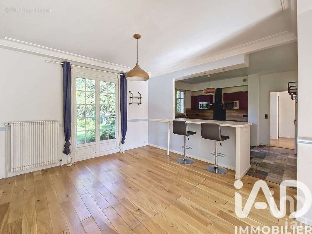 Photo 6 - Maison à SAINT-FARGEAU-PONTHIERRY