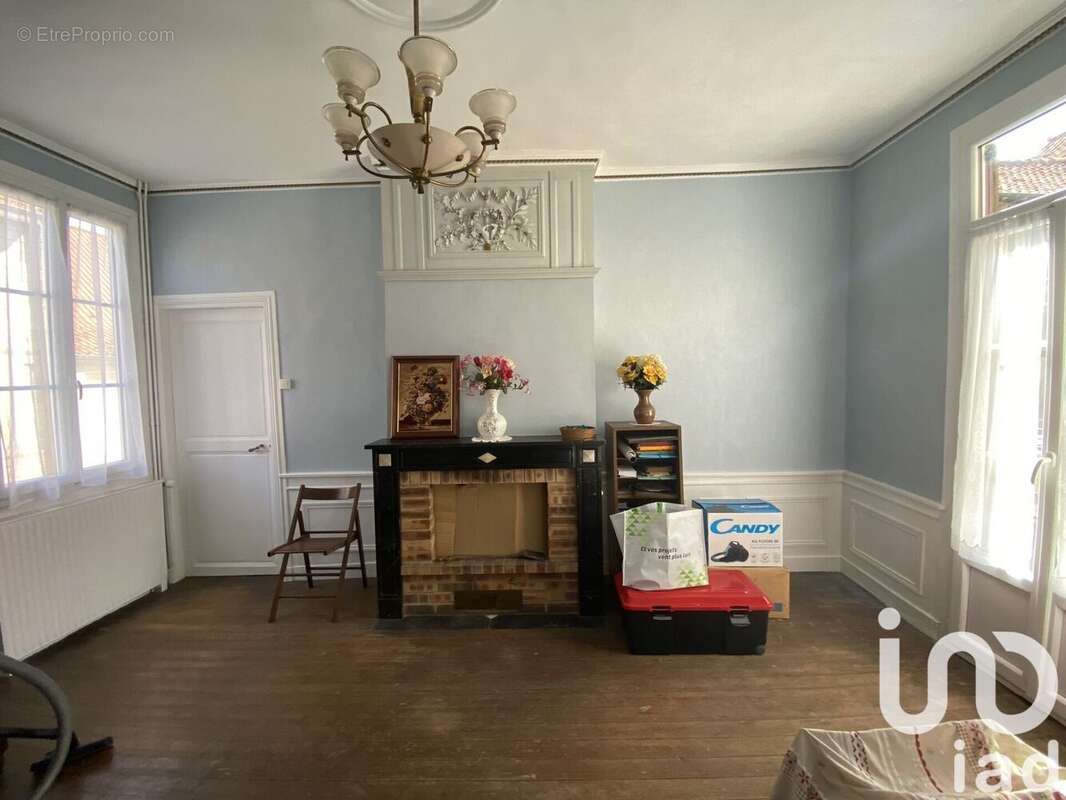 Photo 2 - Maison à MOLLIENS-DREUIL