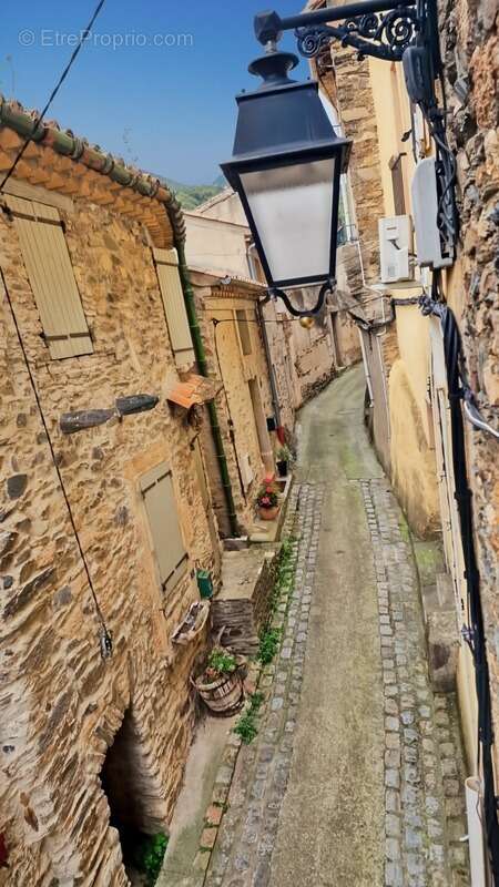 Maison à SAINT-NAZAIRE-DE-LADAREZ