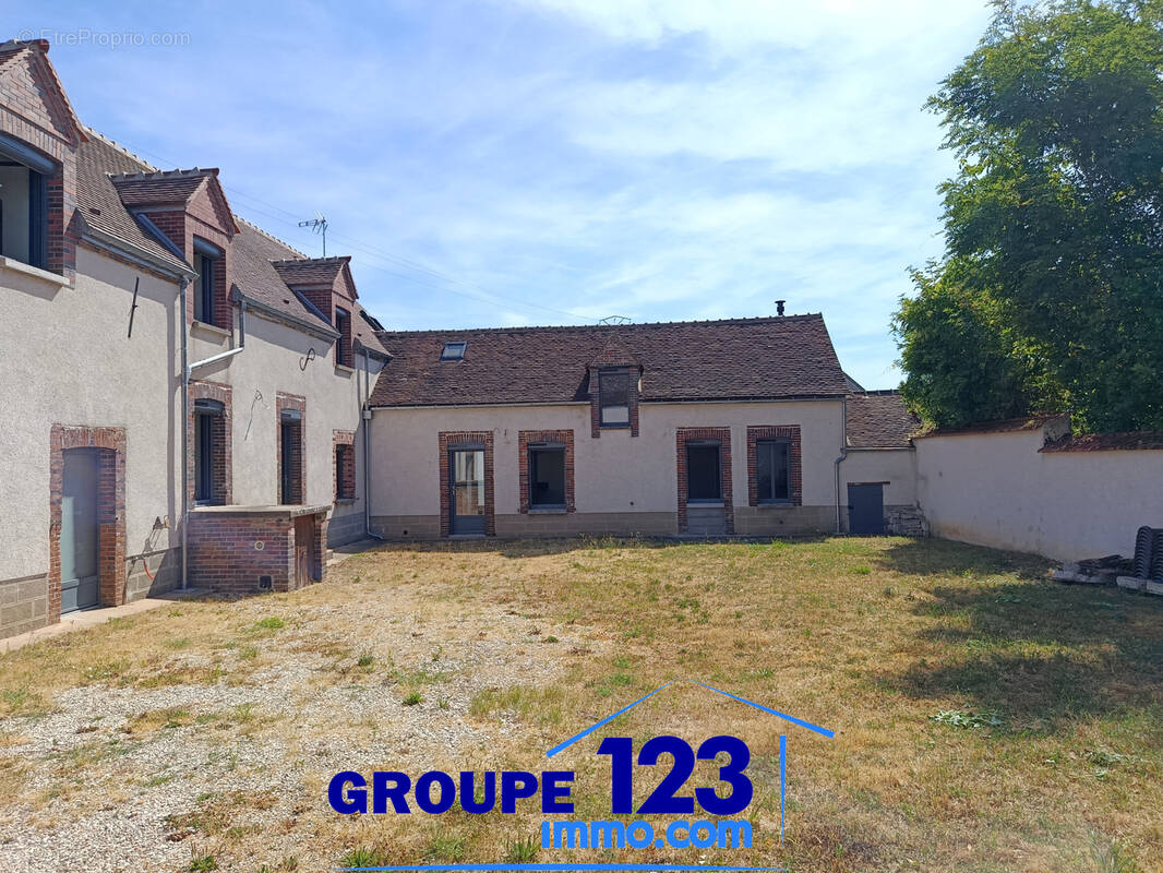 Maison à ETIGNY