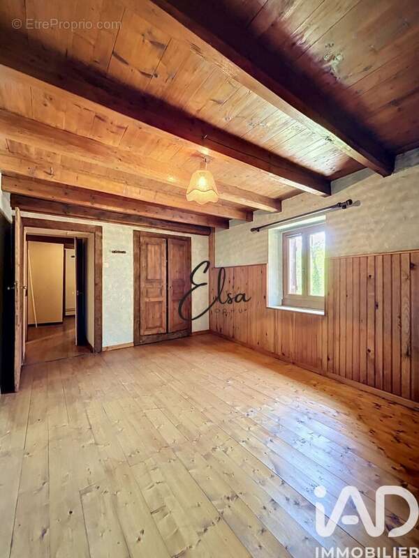 Maison 110 m² à Cernex  - photo 8