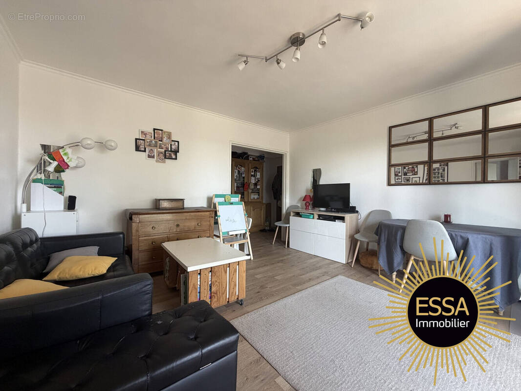 Appartement à VELIZY-VILLACOUBLAY