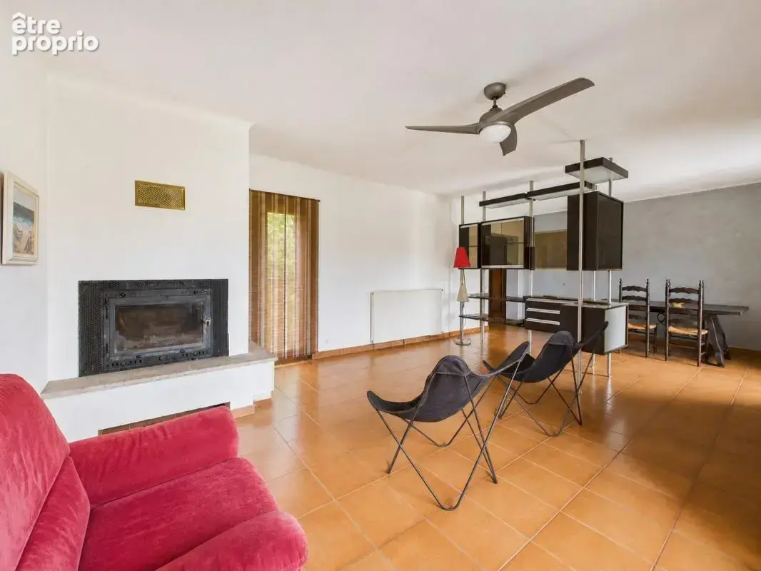 A vendre villa familiale de 176 m² avec piscine plaine de peri - photo 2