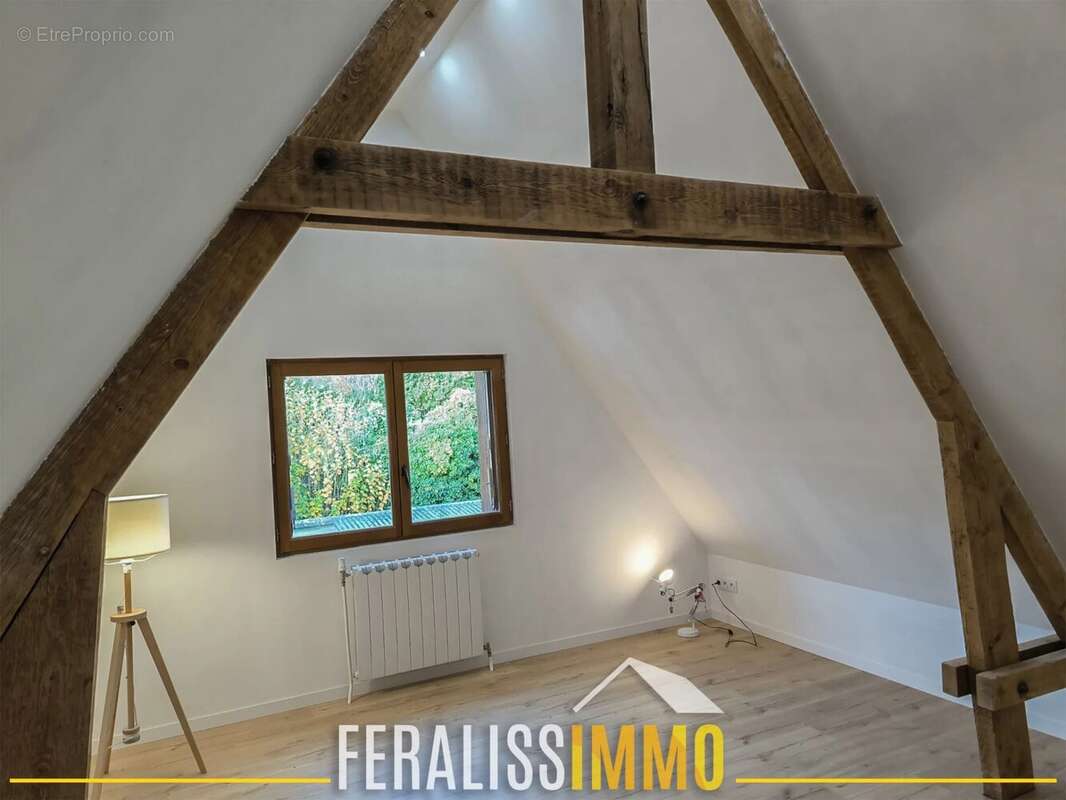 Maison à VAUX-SUR-SEINE