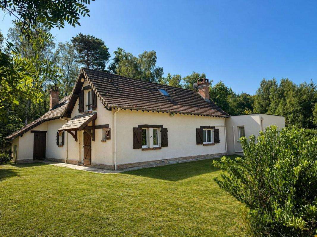 Maison à LIGNY-LE-RIBAULT