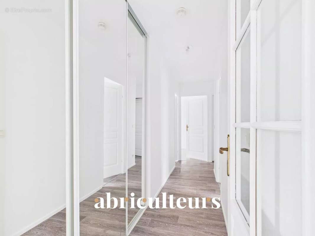 Appartement à SURVILLIERS