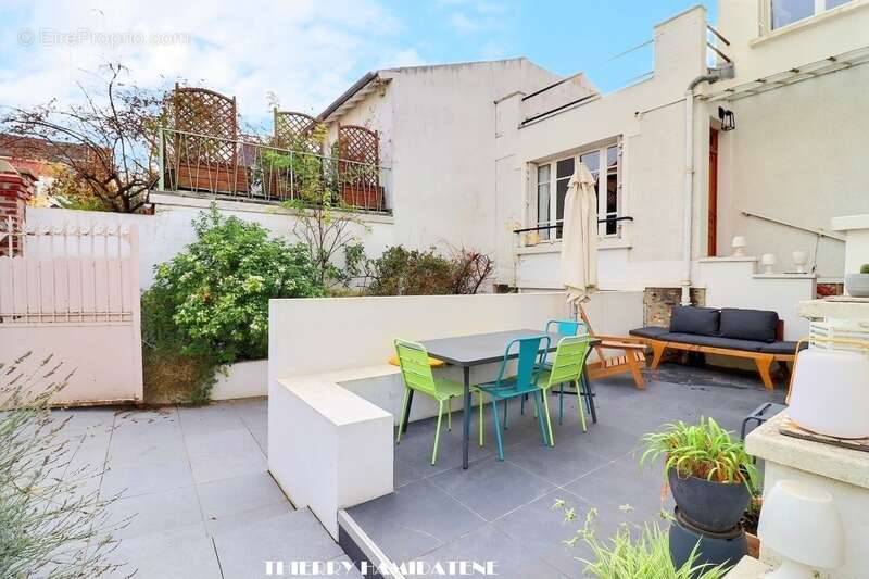 Maison à COLOMBES