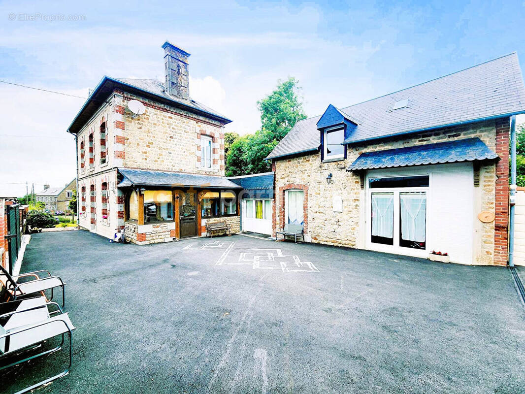 Maison à SAINT-BARTHELEMY