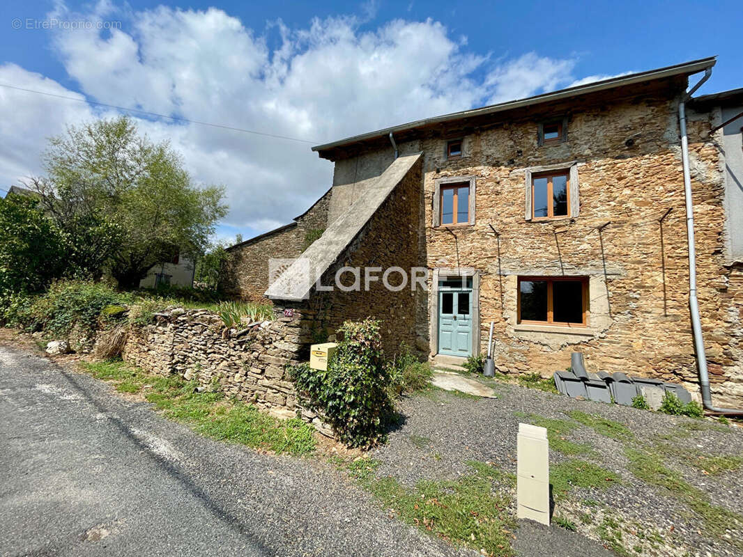 Maison à CENTRES