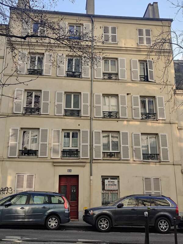 Appartement à PARIS-20E