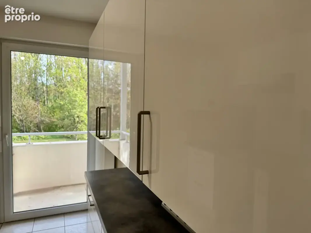 Grand 3/4 pièces de 85 m2 avec terrasse, garage et parking - photo 11