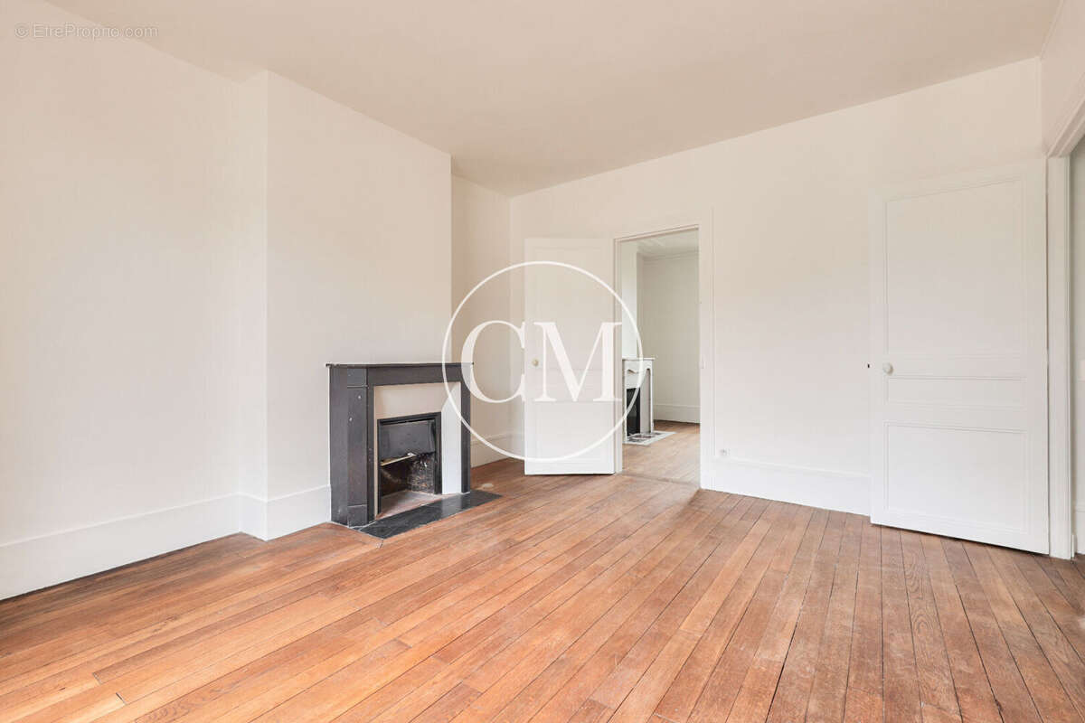 Appartement à VERSAILLES