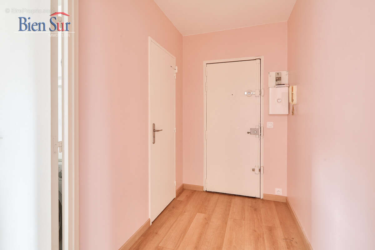 Appartement à IVRY-SUR-SEINE