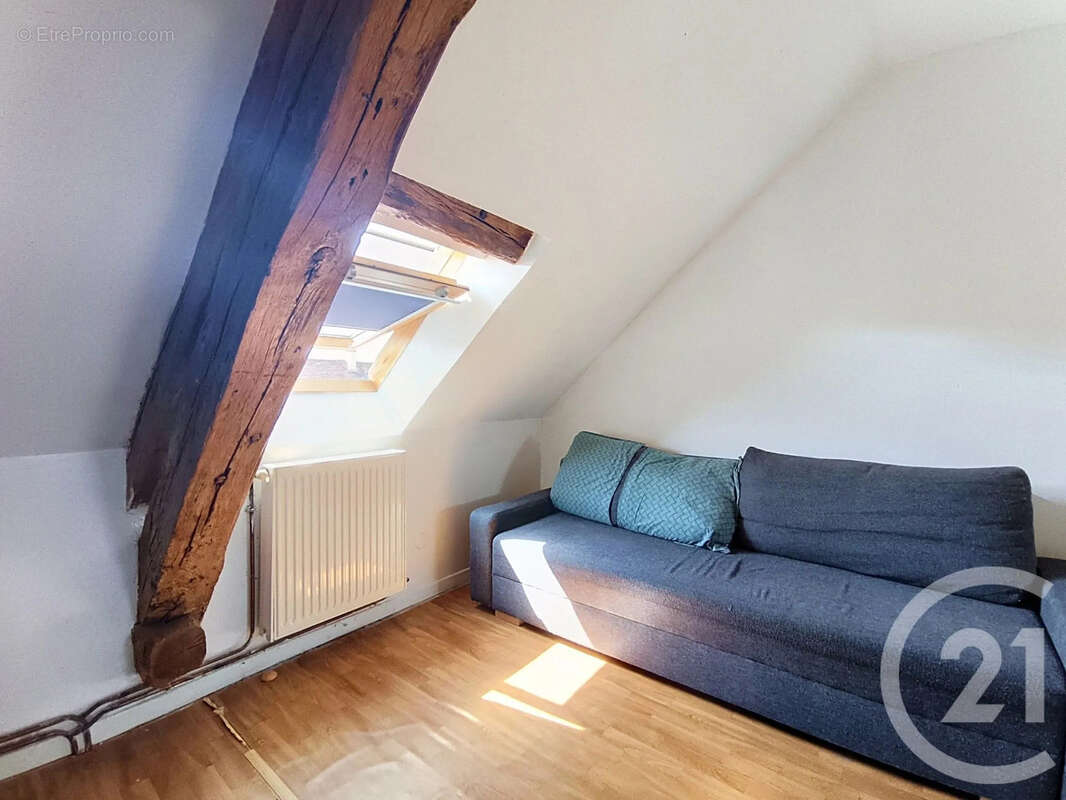 Maison 132 m² à La Croix-En-Brie  - photo 11
