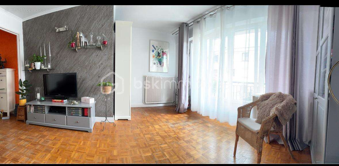 Appartement à LE PLESSIS-ROBINSON