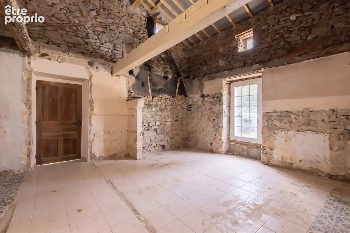 Maison 10 pièces 250 m² à vendre à Vinezac (07110) - photo 4