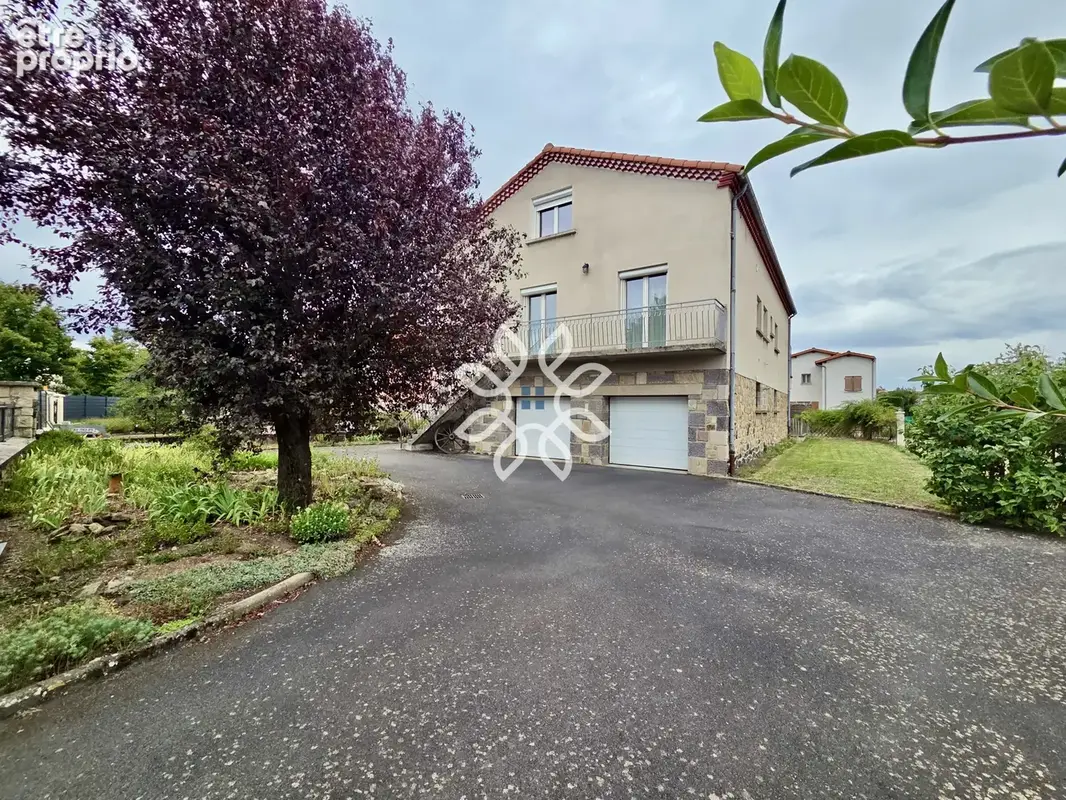 Maison à BRIOUDE