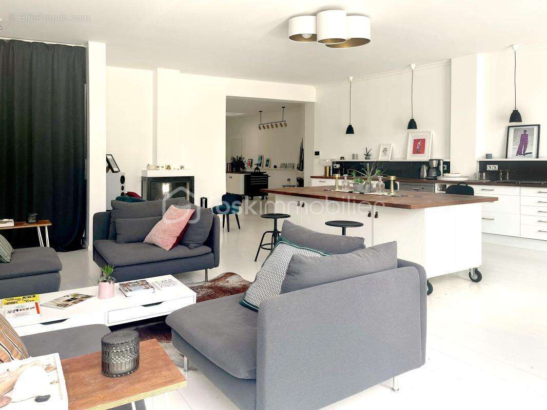 Maison à MONTREUIL