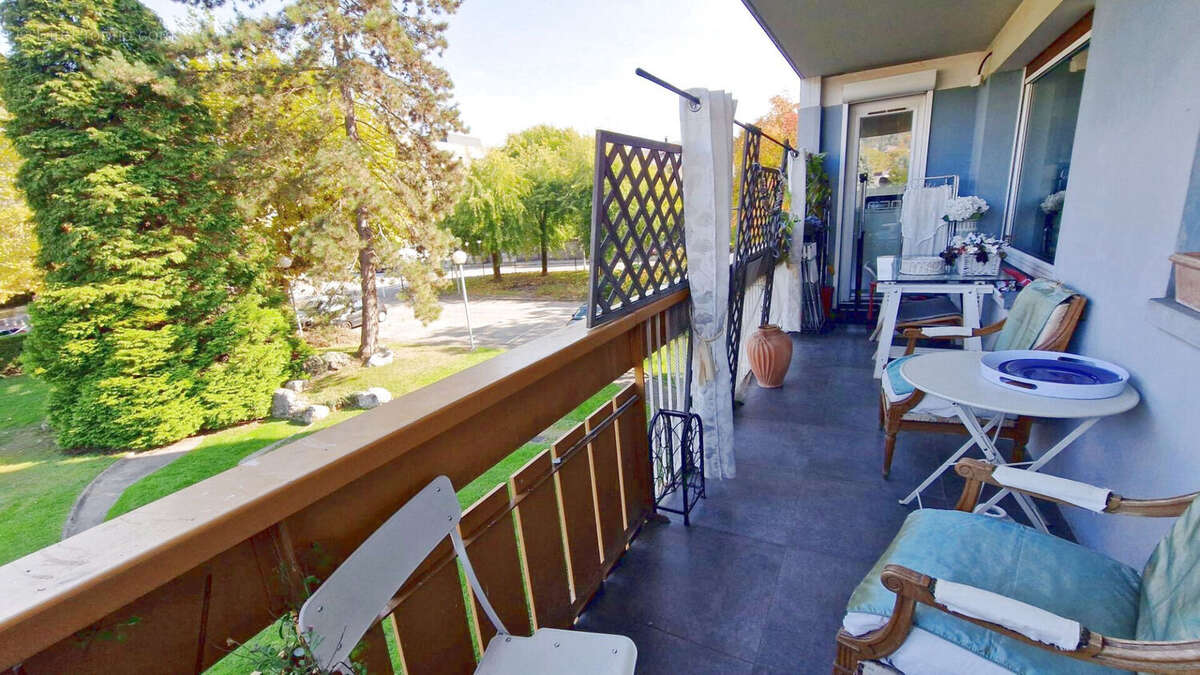 Appartement à BASSENS