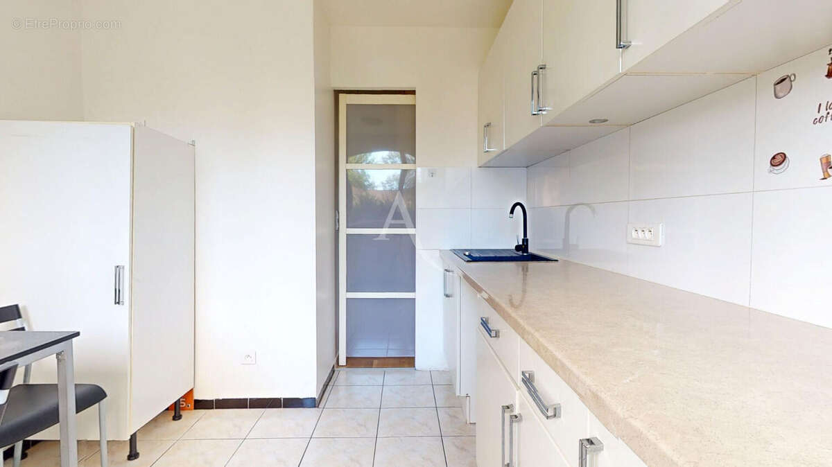 Appartement à ROSNY-SOUS-BOIS