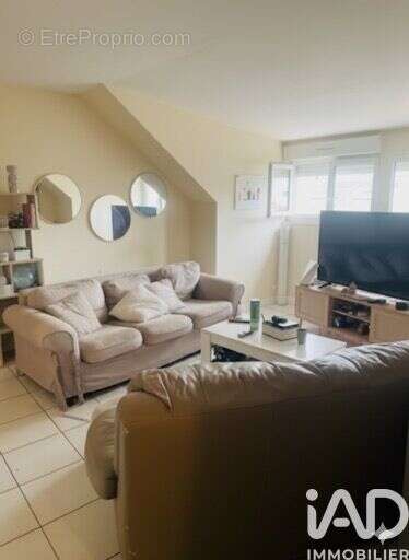 Appartement 246 m² à Charleville-Mezieres  - photo 2