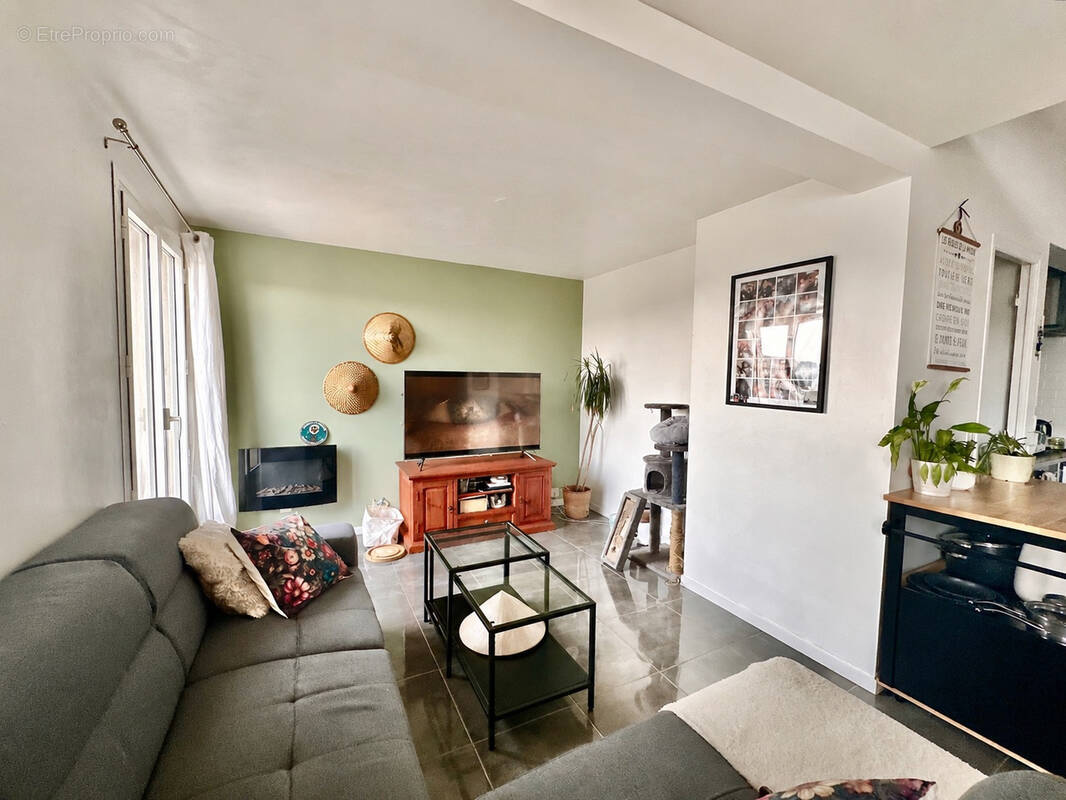 Appartement à PEYMEINADE