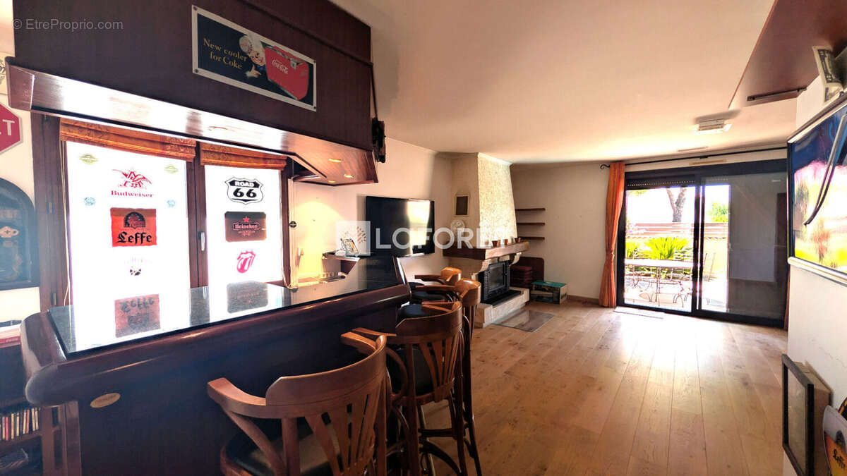 Maison 9 pièces - 195 m² -  Lavérune - photo 4