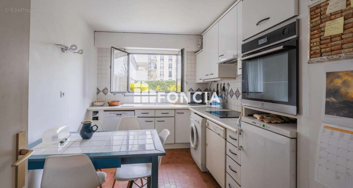 Appartement à RUEIL-MALMAISON