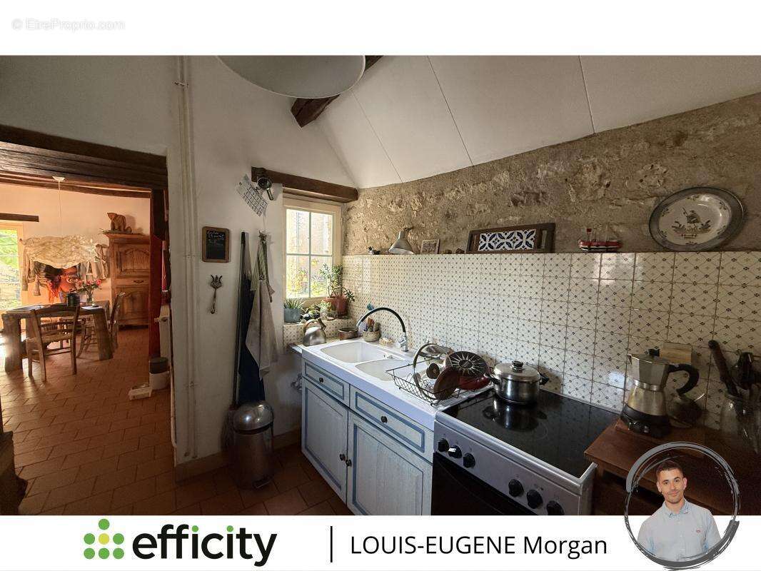 Maison à TOURNON-SAINT-MARTIN