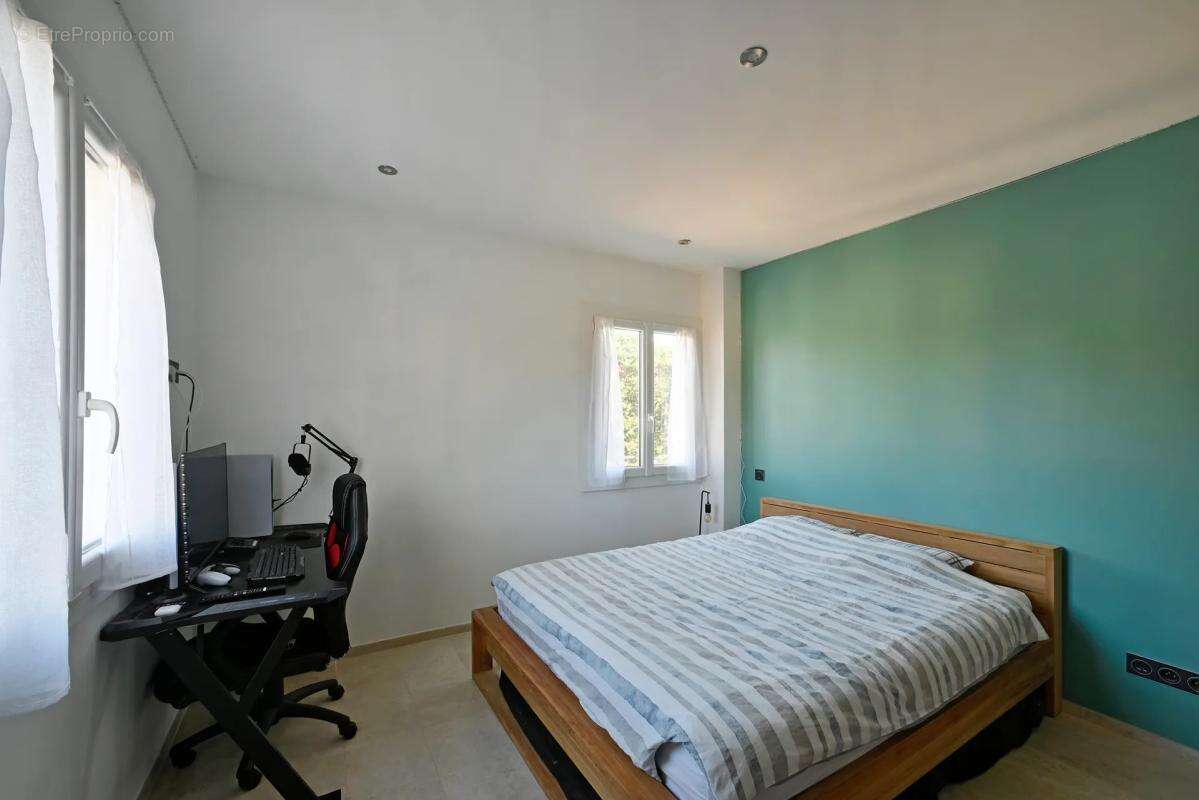 Maison à SAINT-GILLES